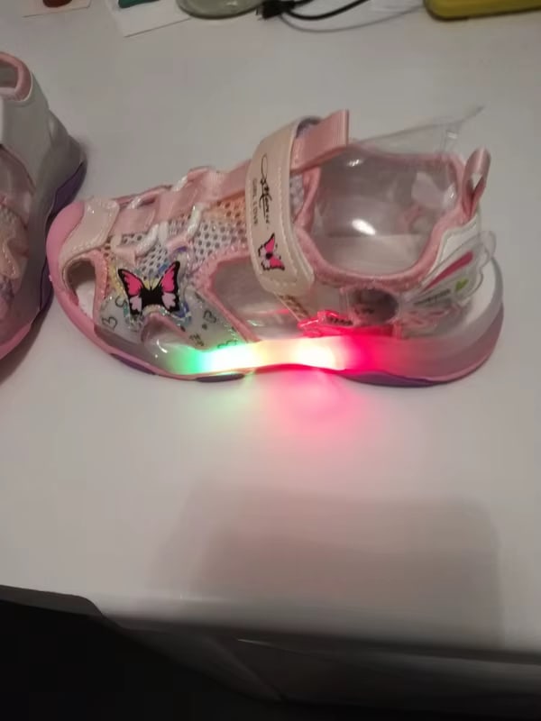 Girls' Casual LED Light Summer Shoes photo review